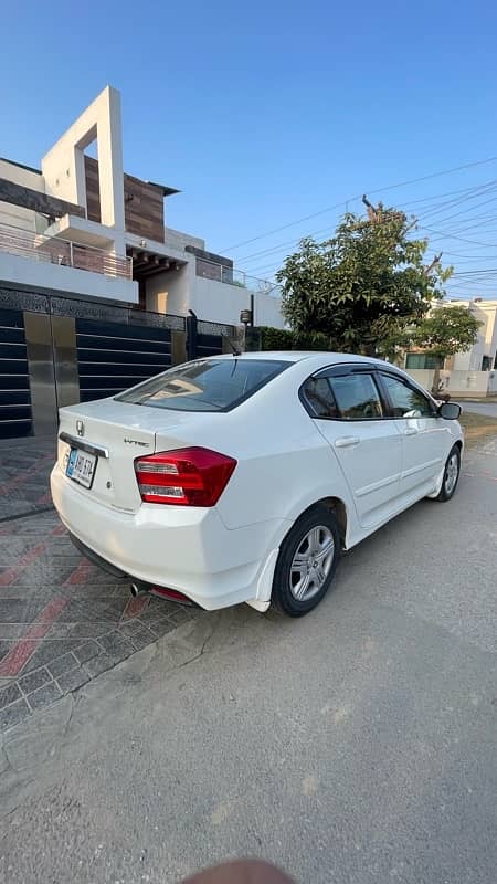 Honda City IVTEC 2018 4