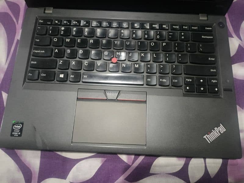 Lenovo Thinkpad T450s 10/10 condition 0