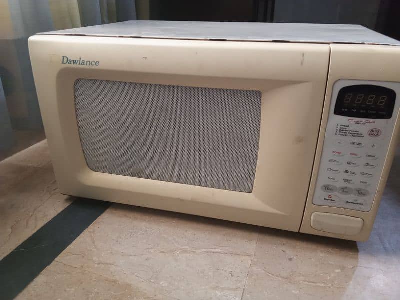 Dawlance microwave for sale model number Dw-131A 1