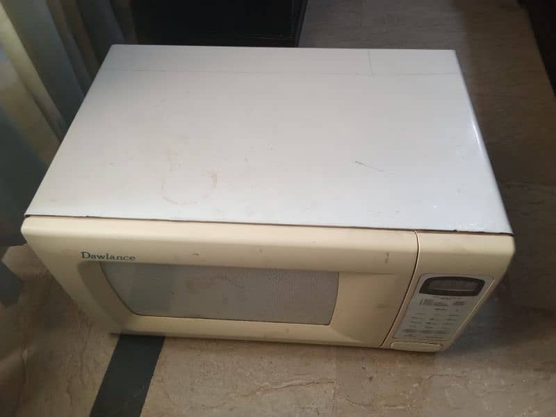 Dawlance microwave for sale model number Dw-131A 7