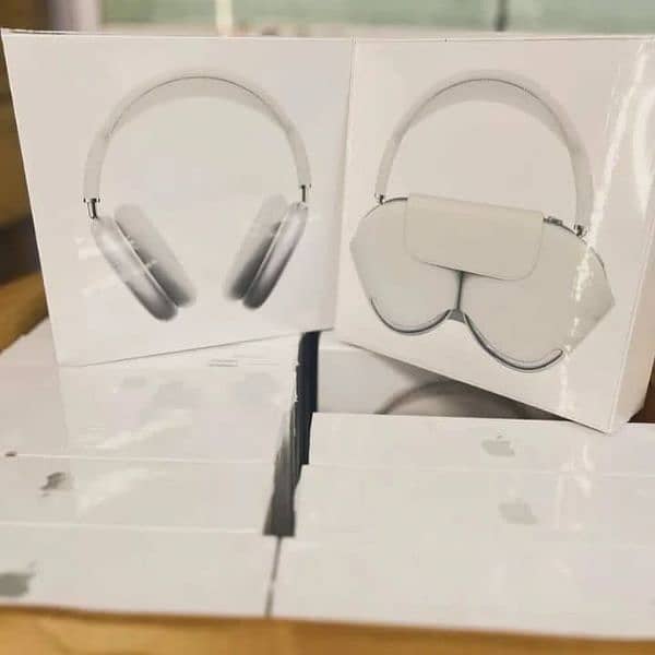 Apple AirPods Max 0