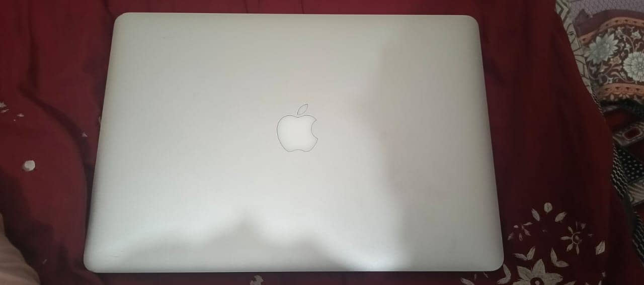 Macbook Pro Early 2013 - 15" (16GB/512GB) (Core i7-1GB Graphic) 7