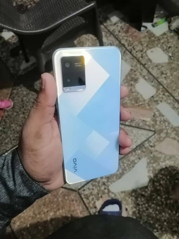 Vivo y21 4GB ram 64 GB memory 4