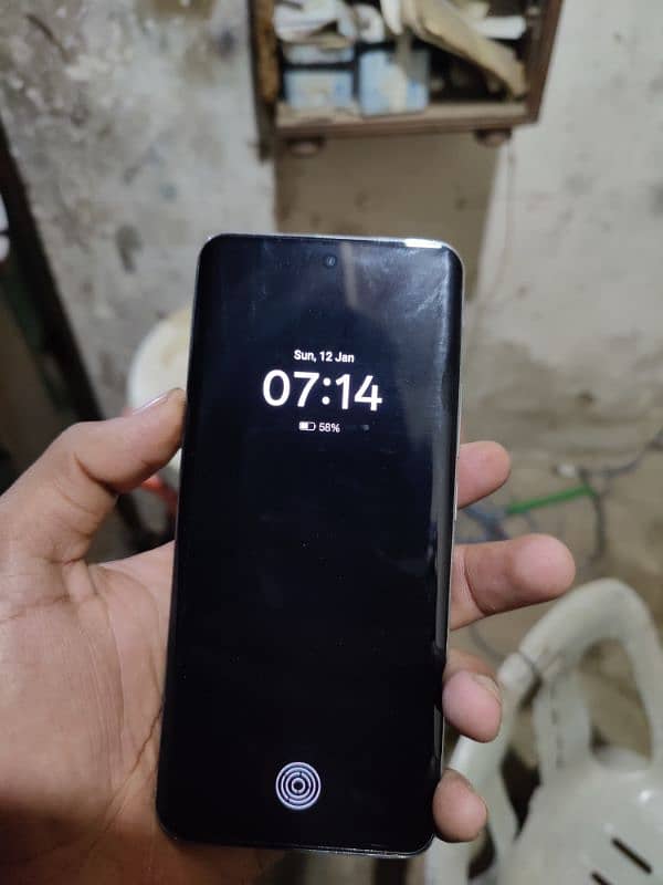 Oppo Reno 12 5g       12/ 512 Gb 6