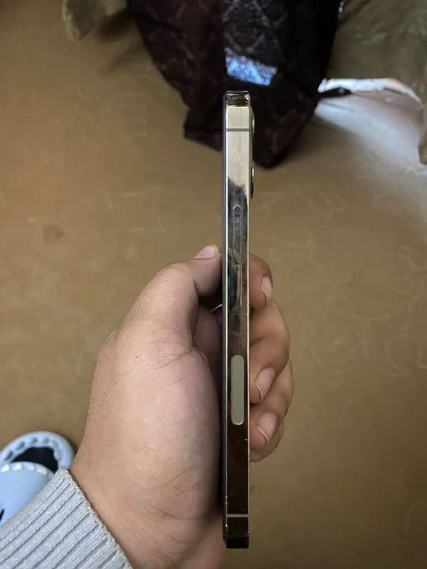 iPhone 12 pro non pta 1