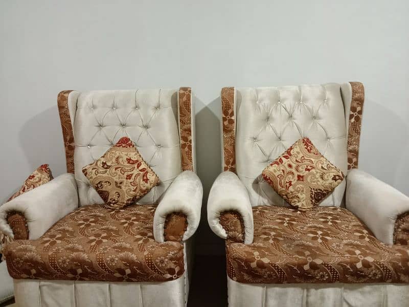 5 seater big  very good condition sofa . 1