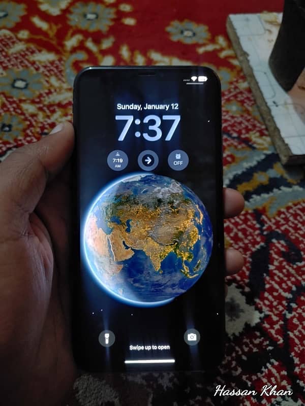 iPhone XS Max 1