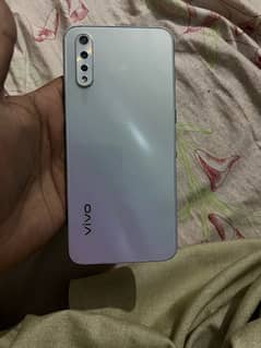 vivo s1 4 128 orignal box and cable no any fault