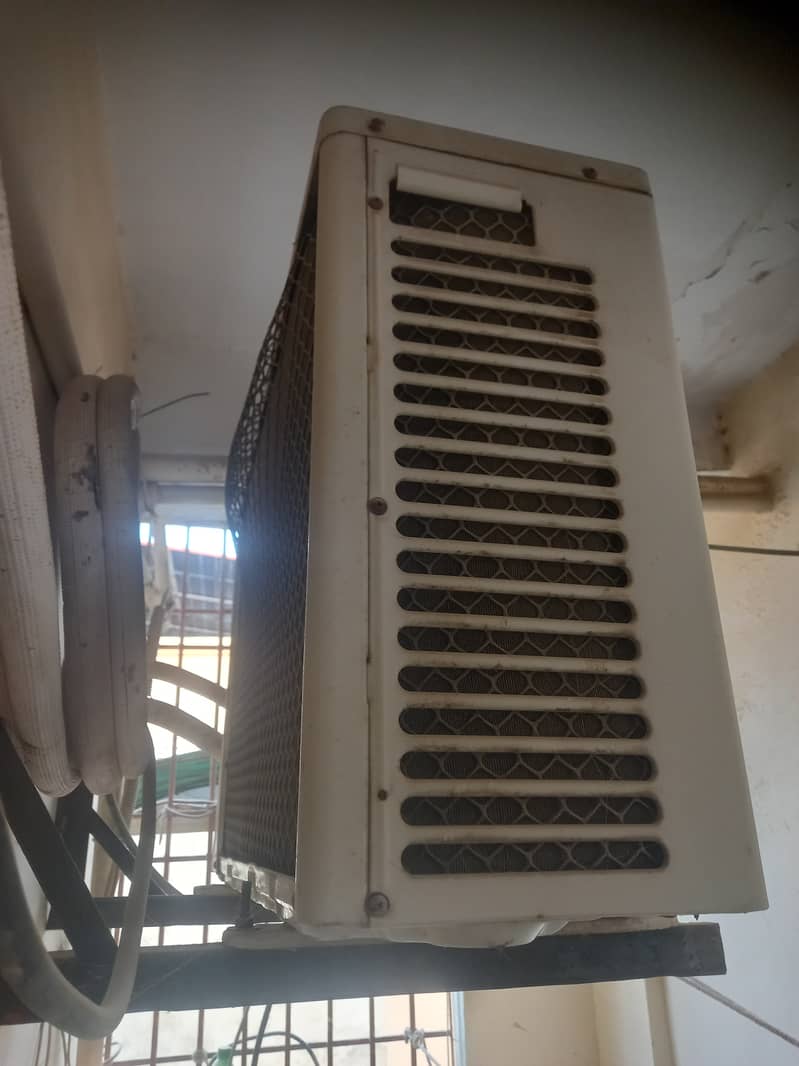 KENWOOD SPLIT AC 1.5 TON 5