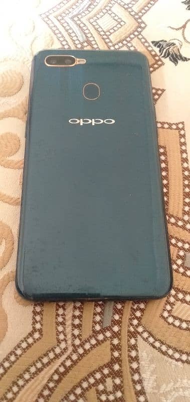 Oppo A7 64 / 3 GB RAM 03102195600 1