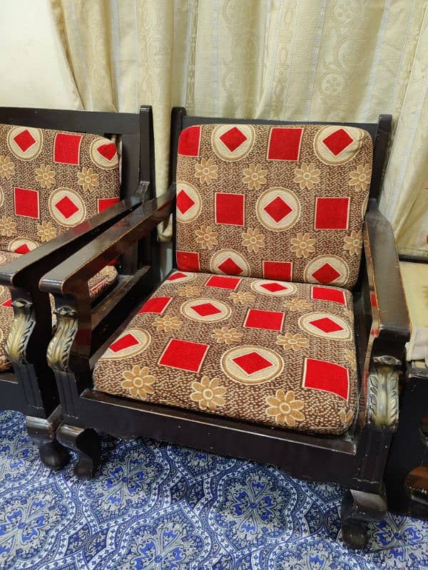 5 Seater Sofa set Use Condition High Quality Diyar 2