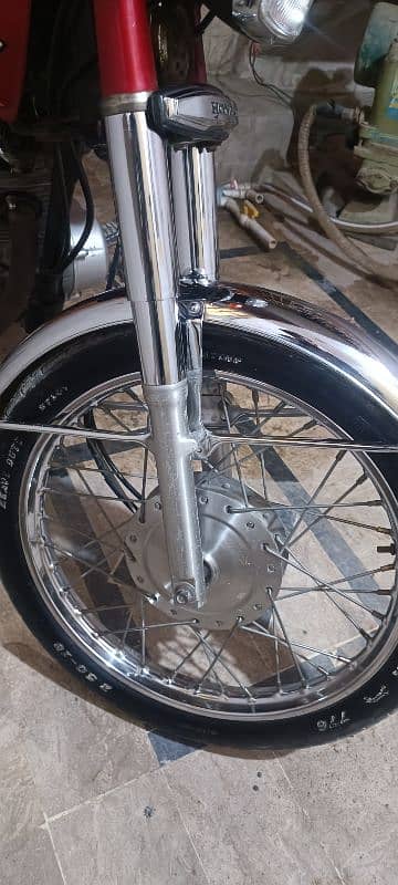 HONDA CG 125 KARACHI NUM 3