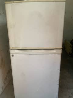 Dawkance medium range fridge