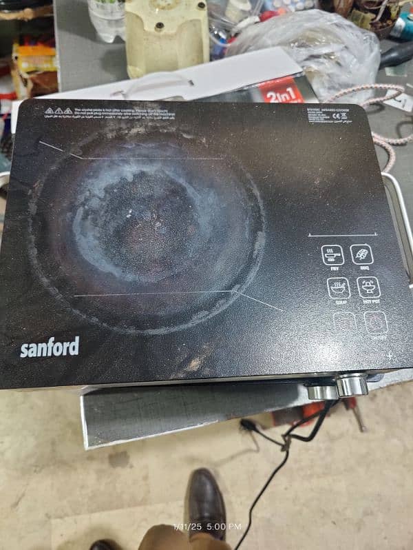 Sanford 2 in 1 Infrared Cooker With BBQ Grill 3