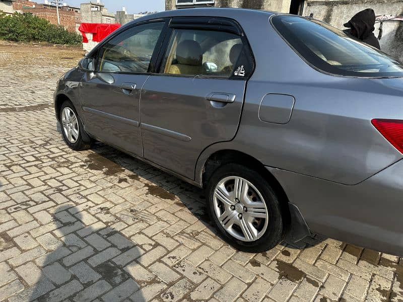 Honda City IDSI 2005 5