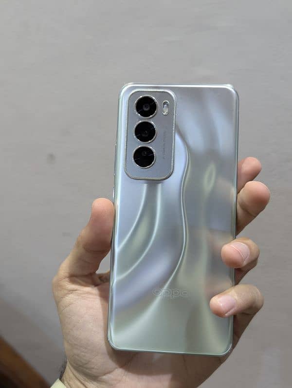 oppo reno 12 5g 12/512 3