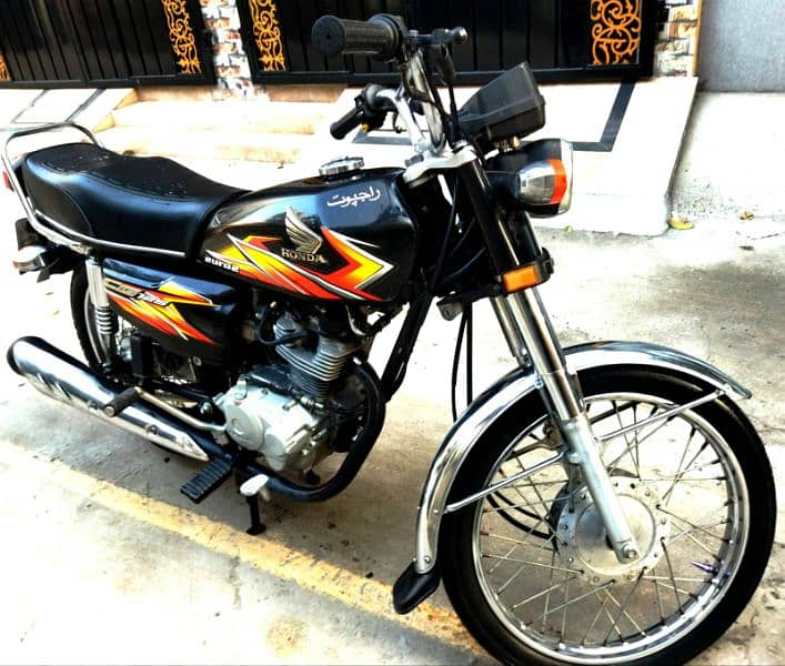 Honda 125 good condition 1