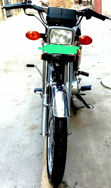 Honda 125 good condition 4