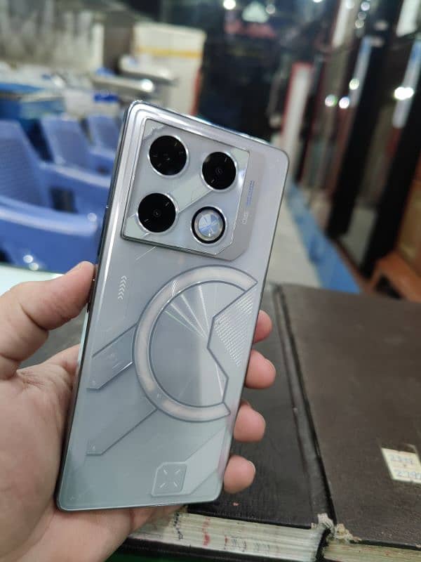 INFINIX GT 20 PRO 0