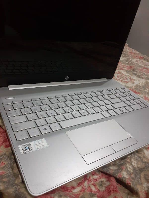 HP Laptop 15S-DU core i5 11th Generation 8 RAM 512 GB SSD 1