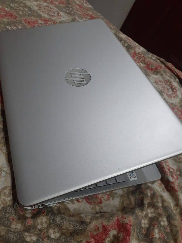 HP Laptop 15S-DU core i5 11th Generation 8 RAM 512 GB SSD 2