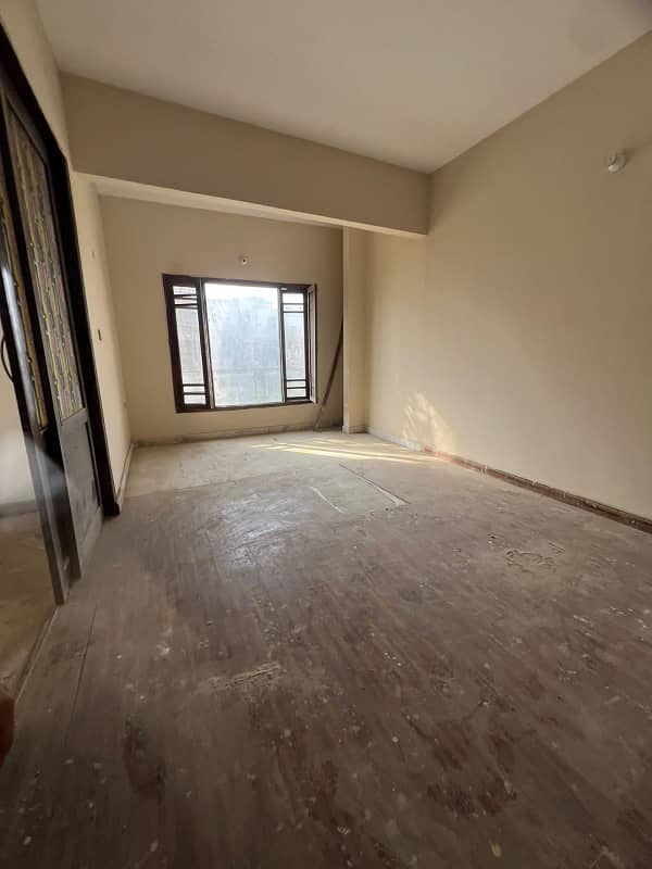 1st Floor 4 Bed Rooms with Attached Bath, Drawing Room, Dinning Area, and Lounge Space. 6