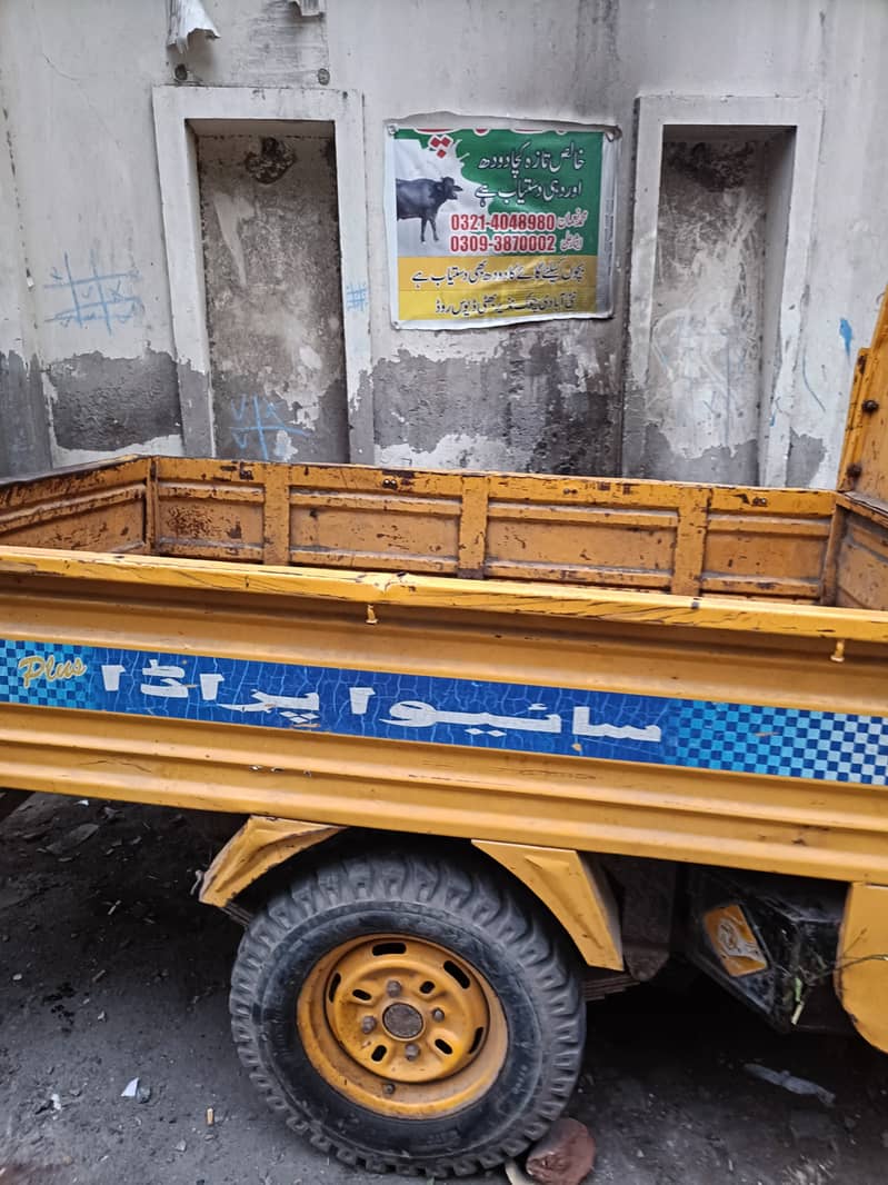 SAIWA loader rickshaw 200cc 5 gear CNG and fuel 0