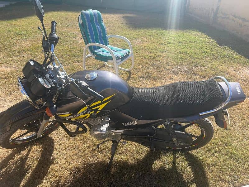 Yamaha YBR 125G 3