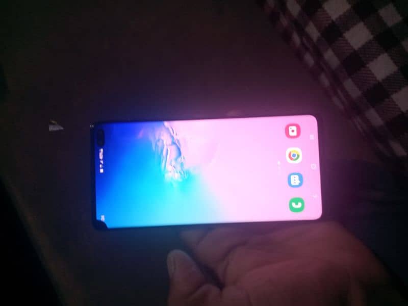 Samsung s10 plus 11