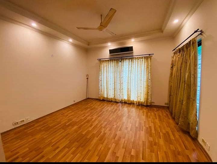 DHA Phase 3 Kanal Full House For Rent 13