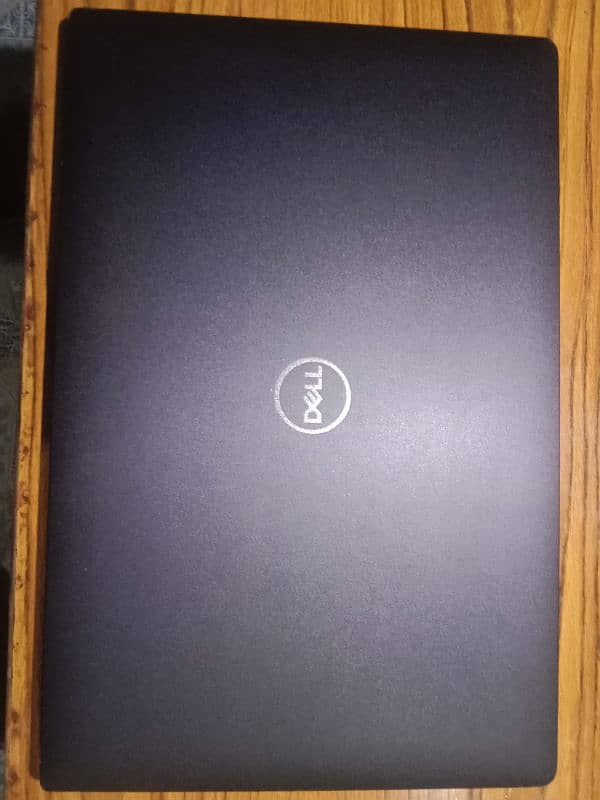 "Dell Laptop Model 23H2 1