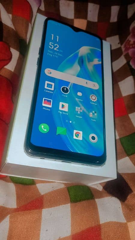 oppo f15 4