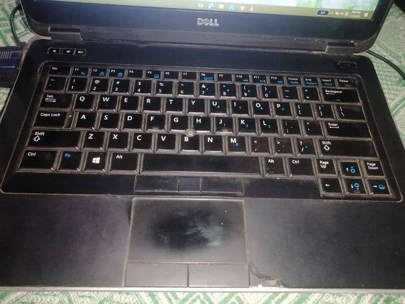 Dell i5 4th generator 8gp ram ssd 166 hhd 400+ emergency sell 2