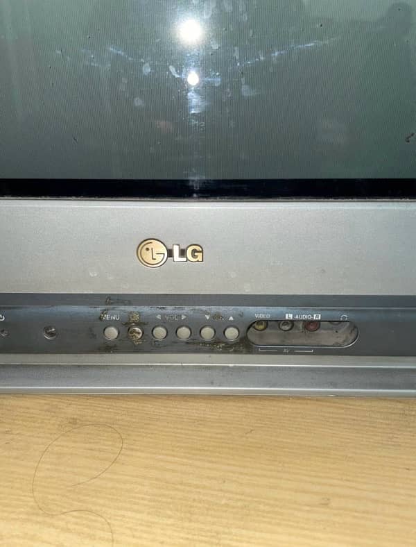 LG TV condition 10/10 2