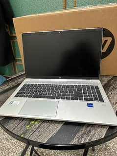 Hp Probook 450 , core i7 , 13 gen , 8/512 .