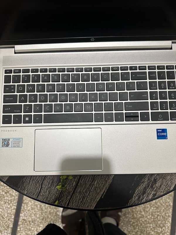 Hp Probook 450 , core i7 , 13 gen , 8/512 . 2