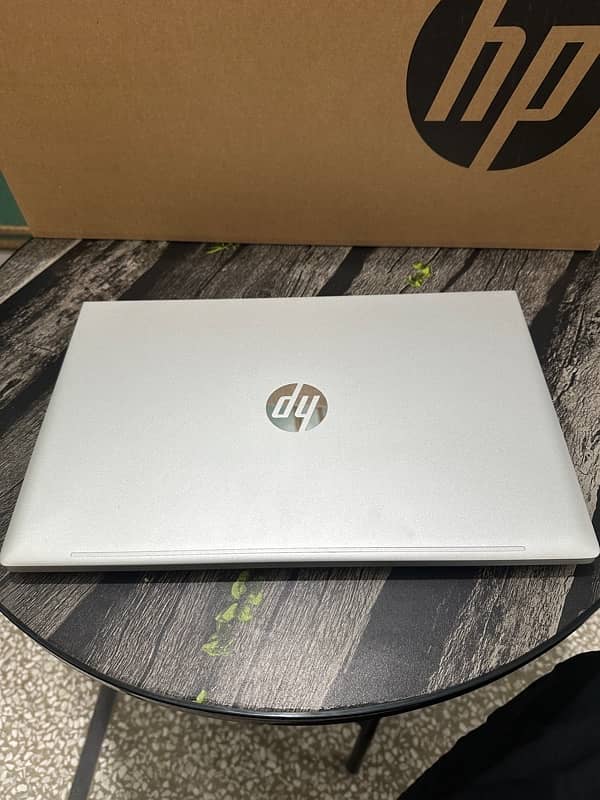 Hp Probook 450 , core i7 , 13 gen , 8/512 . 3