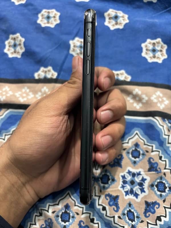 Iphone 11 JV 64gb 3