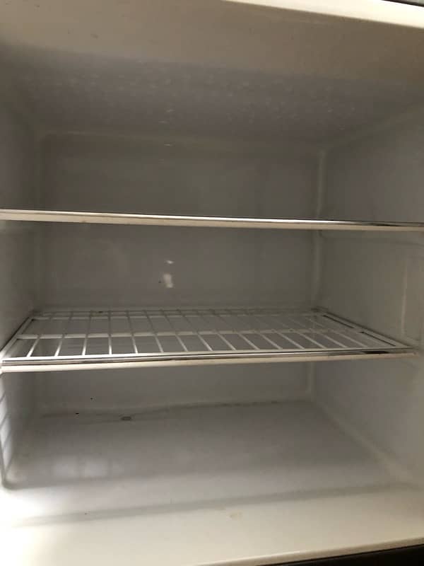 Haier HRF glass door fridge 3