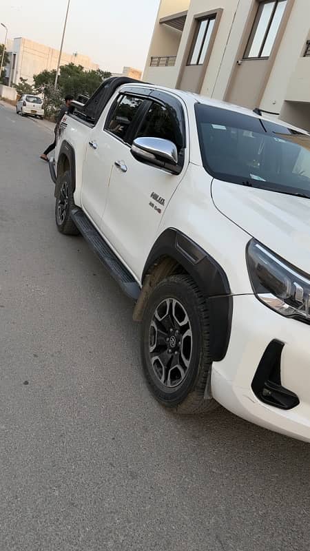 Revo Toyota Hilux 2022 4