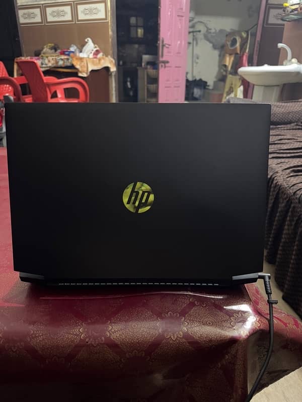 HP PAVILION GAMING 15 | AMD RYZEN 7-3750H (2.3 GHz) | 16GB Ram | 5