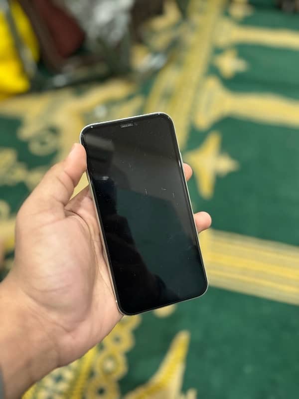 iPhone 11 64GB 1