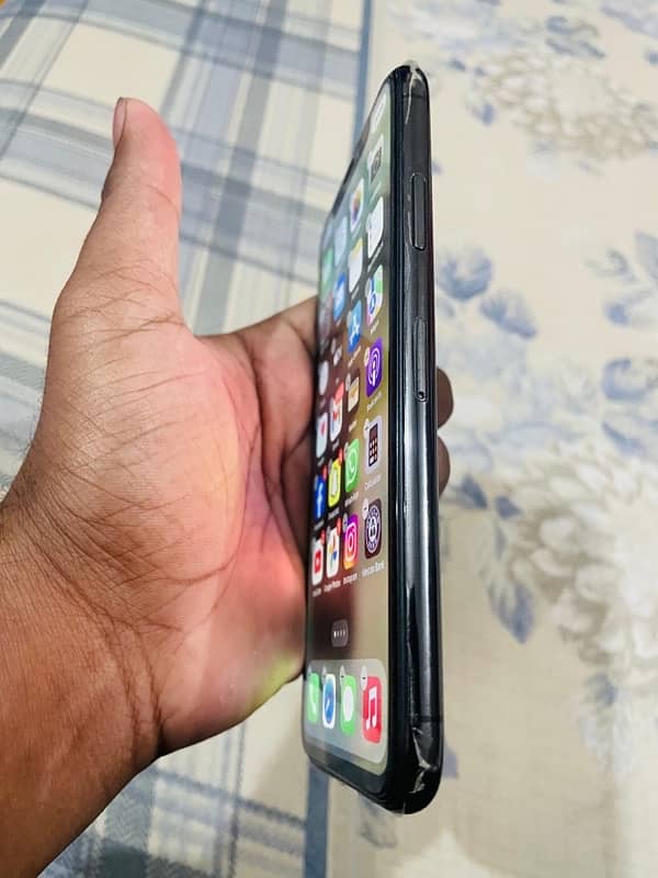 iPhone X 64gb pta Approved 1