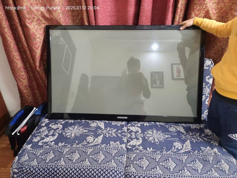 samsung plasma LCD at low price. . 3