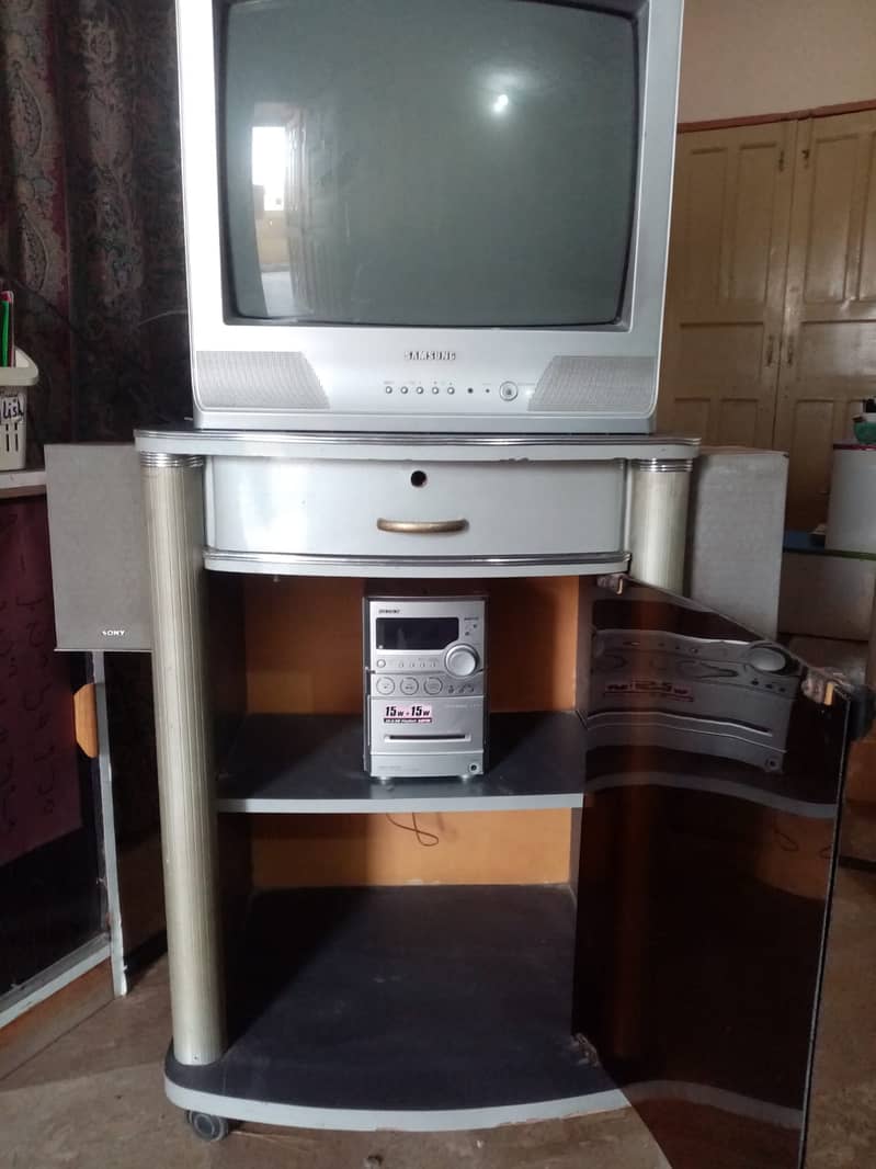 Samsung TV + Sony CD player along with TV trolley 2