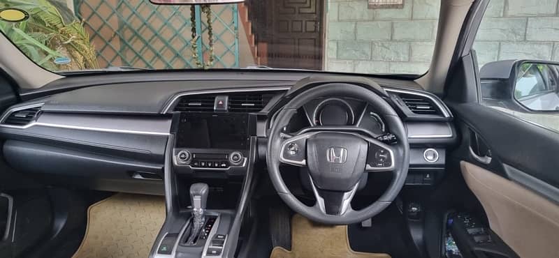 Honda Civic Oriel 2018 5