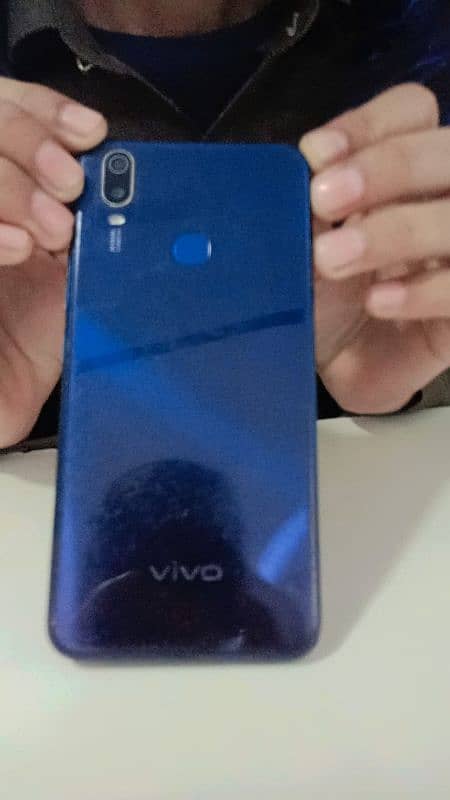 vivo y 11 4