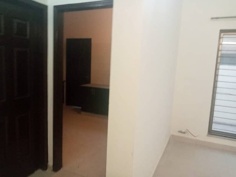 10 Marla 3 Bed House For Rent In Askari 11 Lahore 24