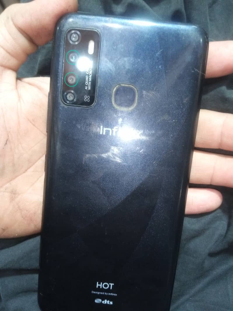 Infinix hot 9(4+64) 1