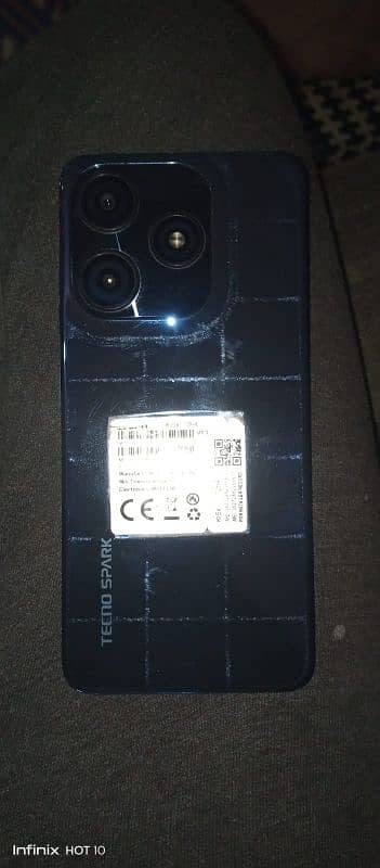 I am selling my Tecno spark 10c 2